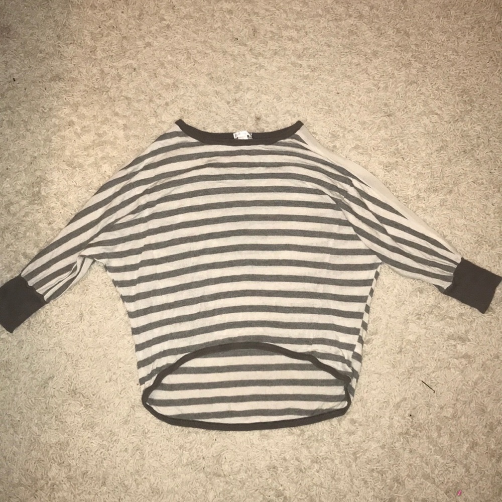 Grey & white striped shirt!